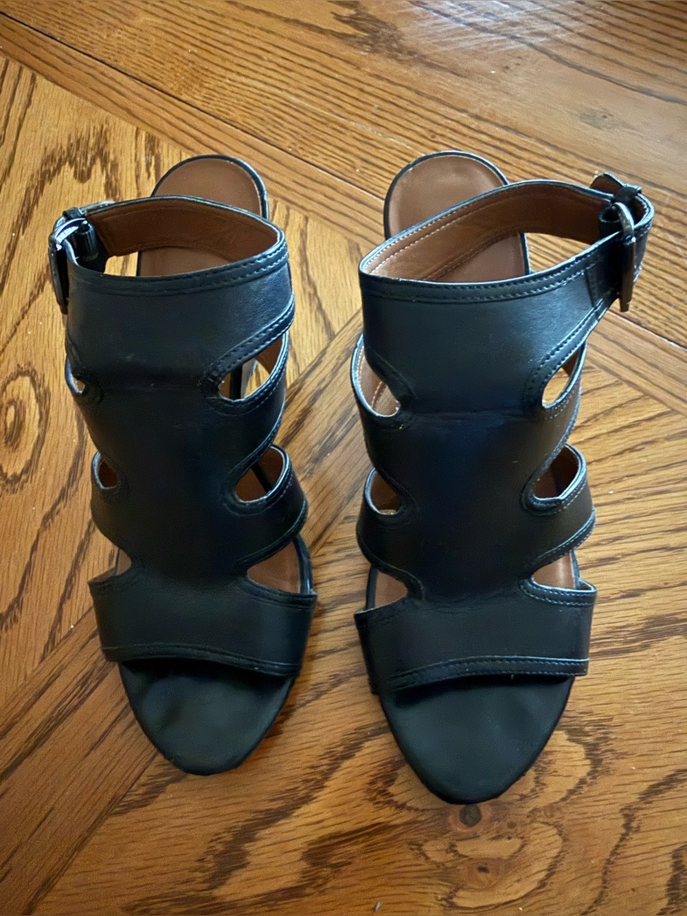Franco Sarto Black Strappy Cutout Sandals - size 7 1/2 M